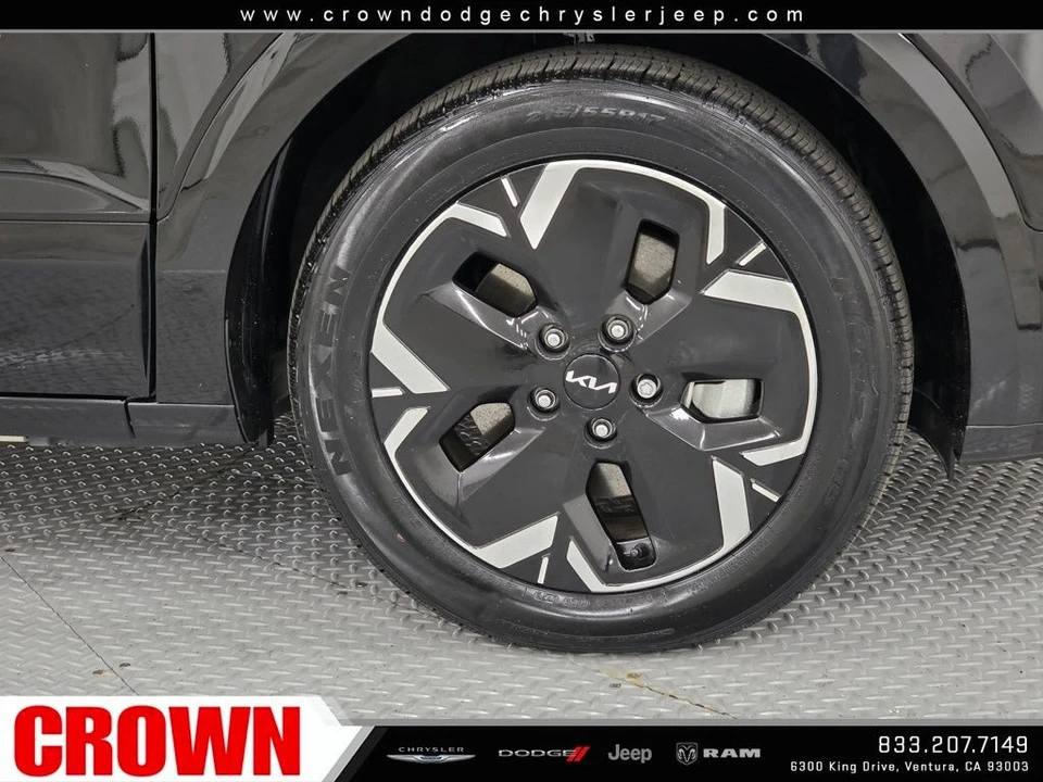 2023 Kia Niro - Image 9 of 21
