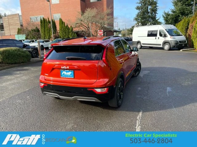 2023 Kia Niro - Image 9 of 12