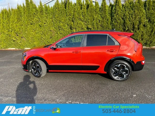 2023 Kia Niro - Image 5 of 12