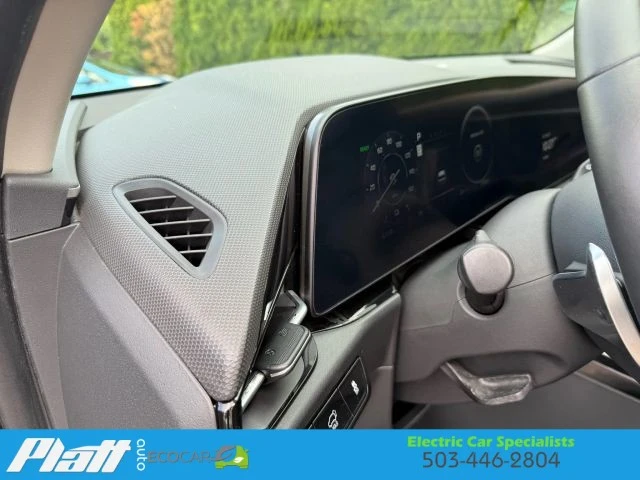 2023 Kia Niro - Image 19 of 21
