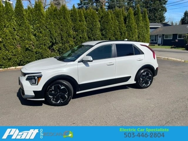 2023 Kia Niro - Image 4 of 21