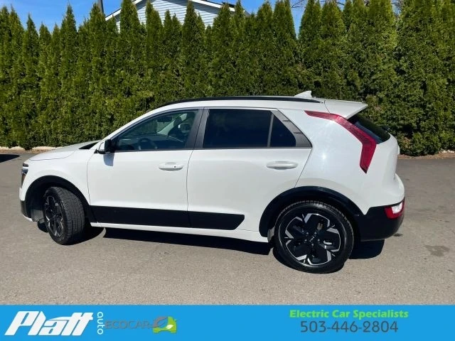 2023 Kia Niro - Image 6 of 21