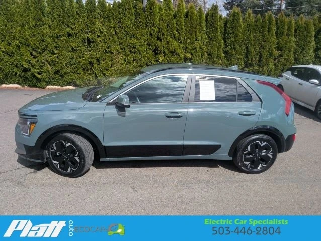 2023 Kia Niro - Image 8 of 21