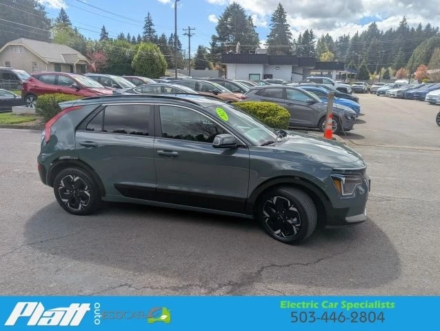 2023 Kia Niro - Image 4 of 21