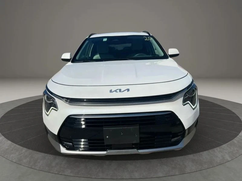 2023 Kia Niro - Image 2 of 12