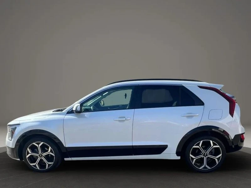 2023 Kia Niro - Image 7 of 12