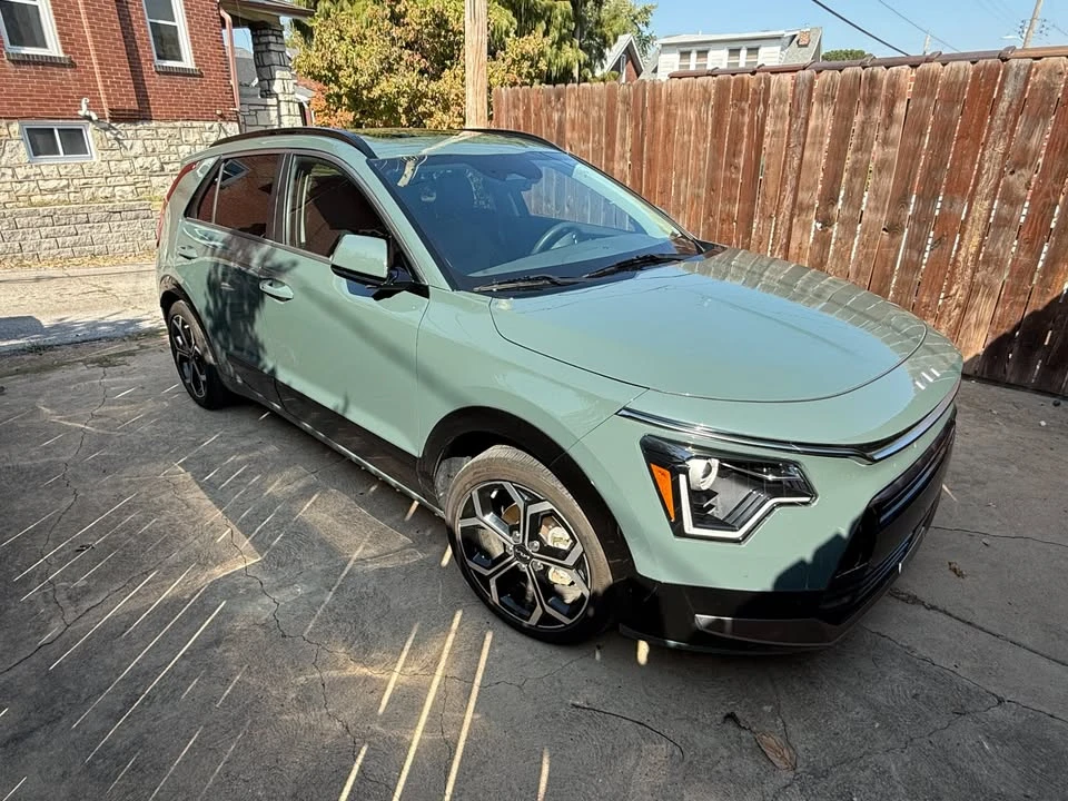 2023 Kia Niro - Image 4 of 14