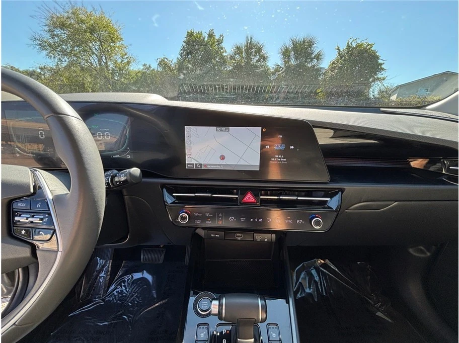 2023 Kia Niro - Image 11 of 21