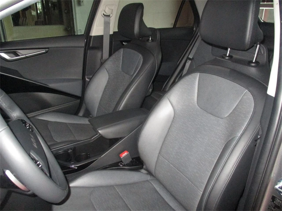 2023 Kia Niro - Image 23 of 31