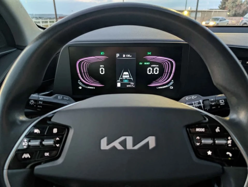2023 Kia Niro - Image 6 of 7