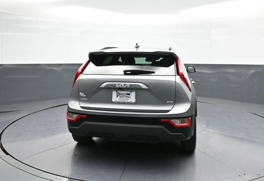 2023 Kia Niro - Image 7 of 12