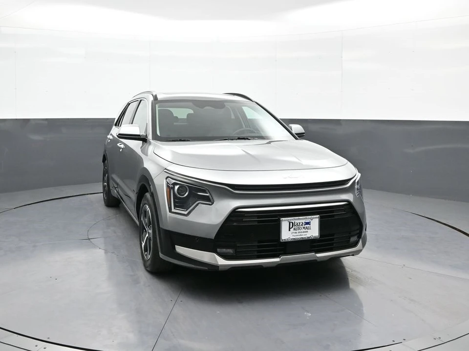 2023 Kia Niro - Image 3 of 12