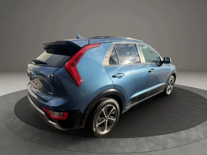 2023 Kia Niro - Image 5 of 12