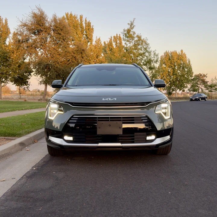 2023 Kia Niro - Image 6 of 15