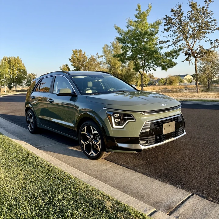 2023 Kia Niro - Image 5 of 15