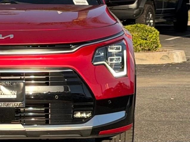 2023 Kia Niro - Image 5 of 12