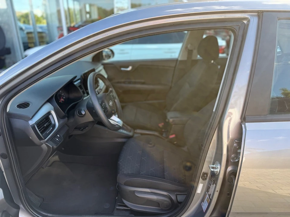 2023 Kia Rio - Image 20 of 21
