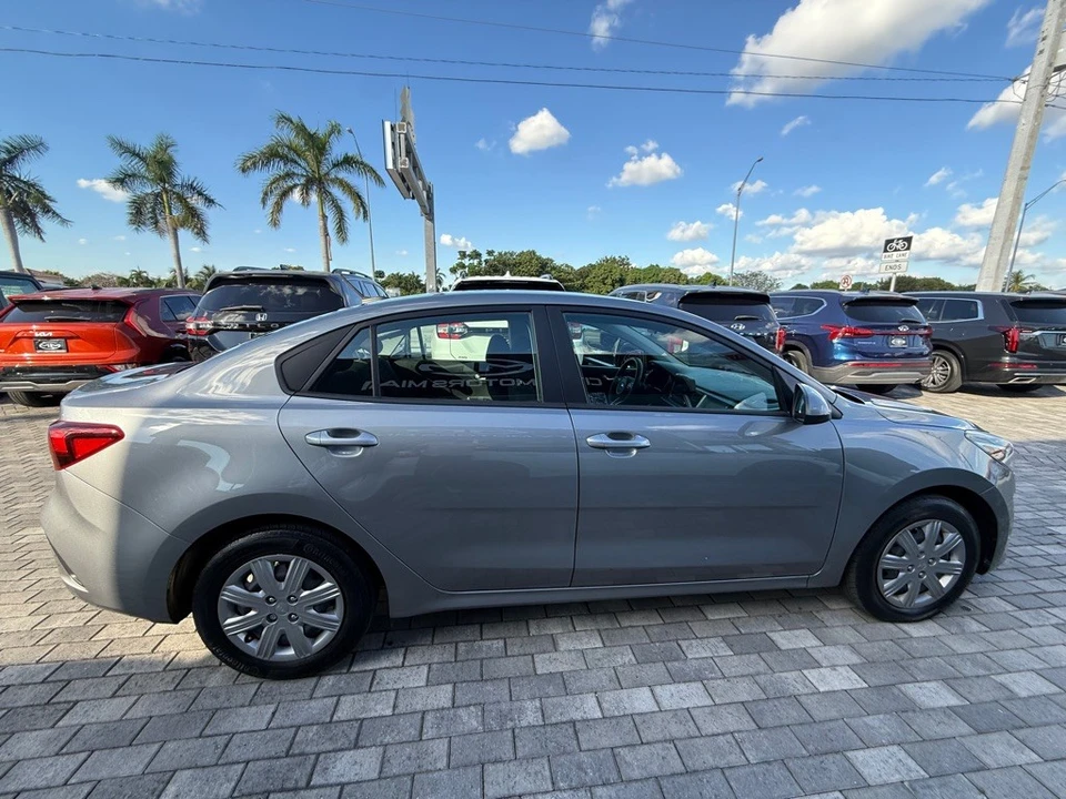2023 Kia Rio - Image 8 of 21