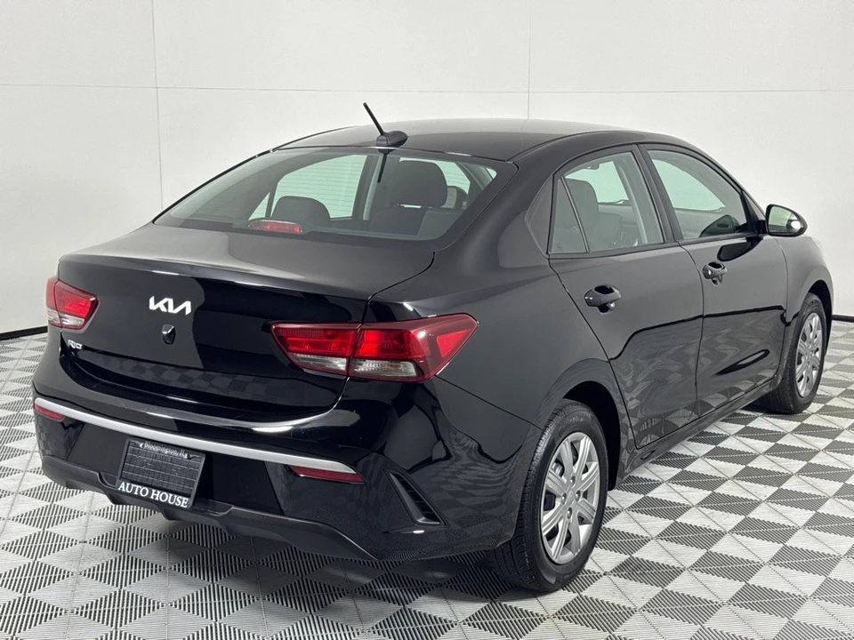2023 Kia Rio - Image 5 of 12