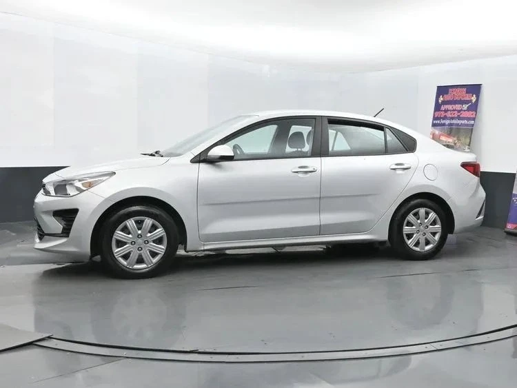 2023 Kia Rio - Image 5 of 12