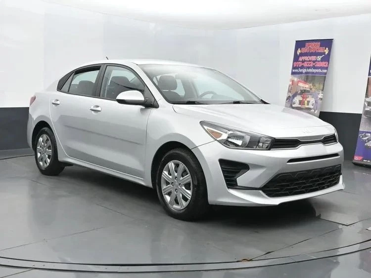 2023 Kia Rio - Image 2 of 12