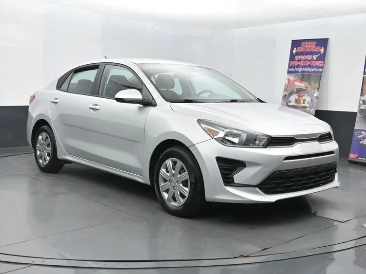 2023 Kia Rio - Image 2 of 12
