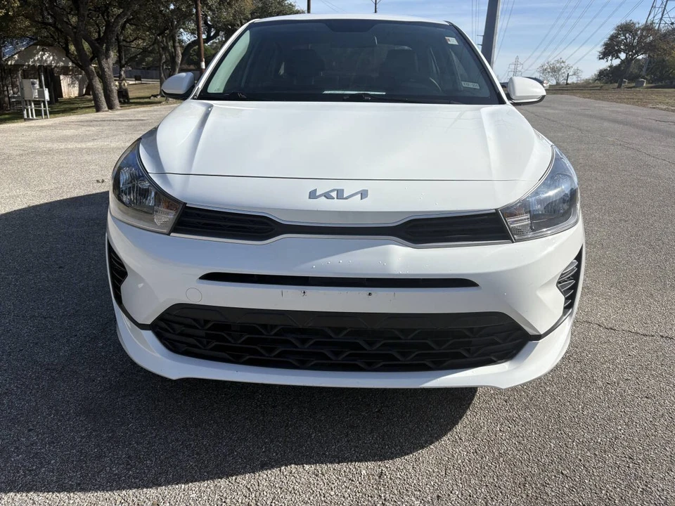 2023 Kia Rio - Image 3 of 21