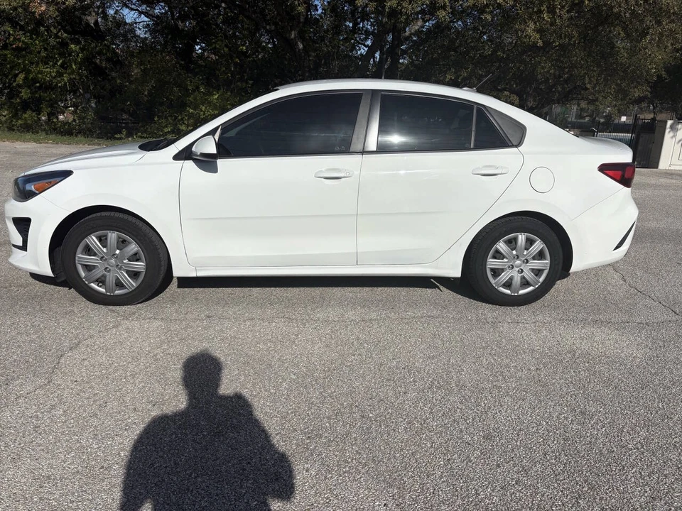 2023 Kia Rio - Image 8 of 21