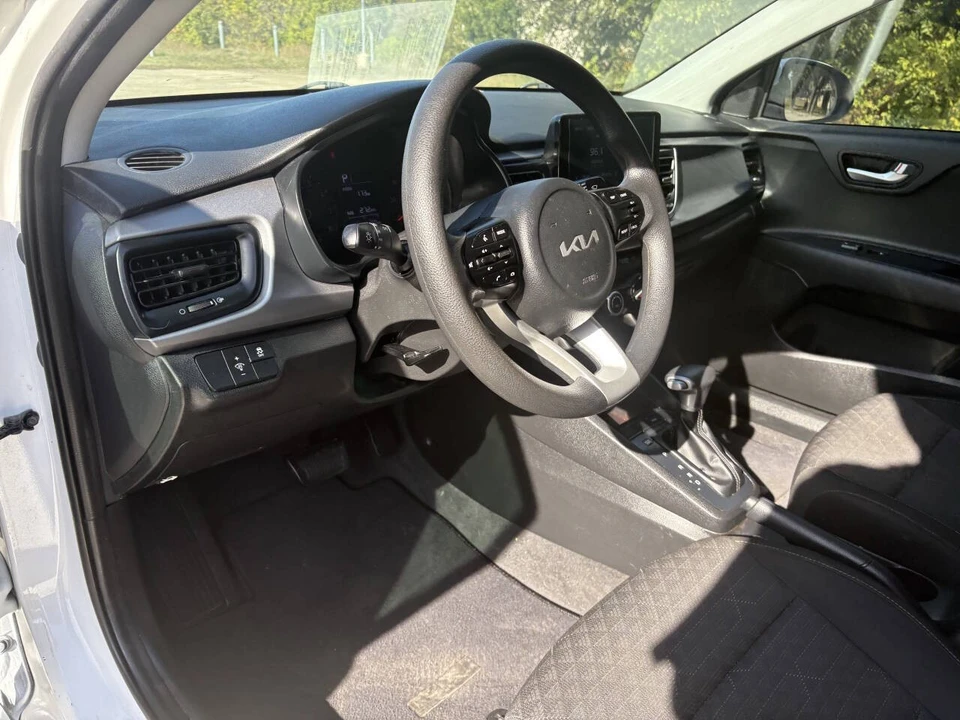 2023 Kia Rio - Image 10 of 21