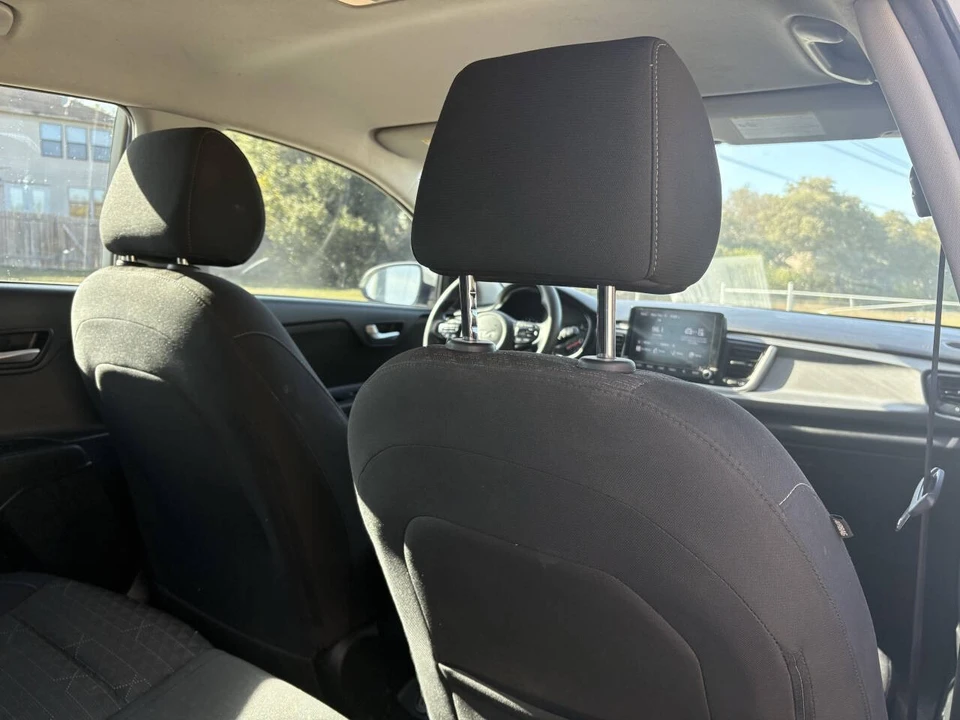 2023 Kia Rio - Image 16 of 21