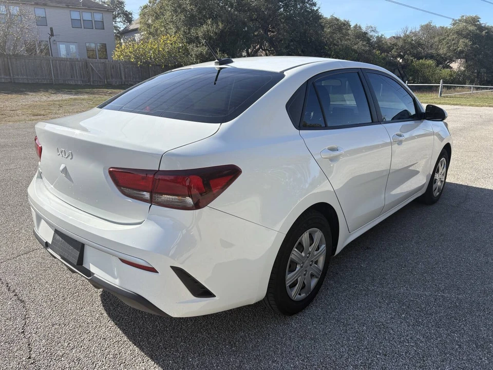 2023 Kia Rio - Image 5 of 21
