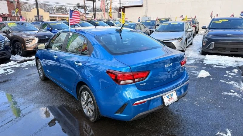 2023 Kia Rio - Image 5 of 12