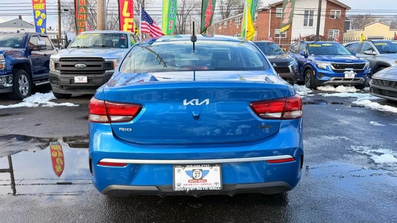 2023 Kia Rio - Image 6 of 12