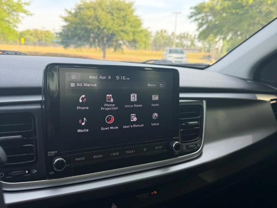 2023 Kia Rio - Image 8 of 21