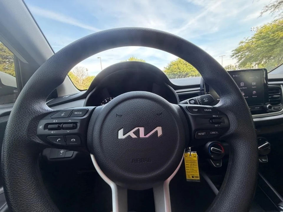 2023 Kia Rio - Image 6 of 21