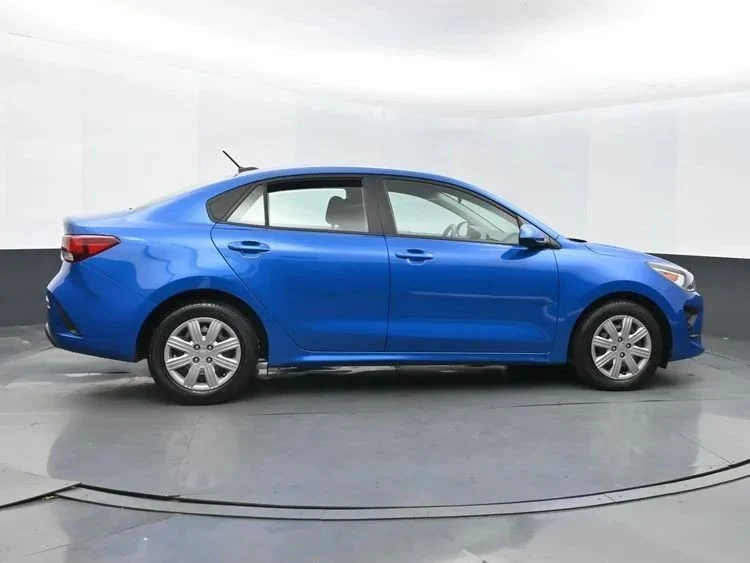 2023 Kia Rio - Image 4 of 12