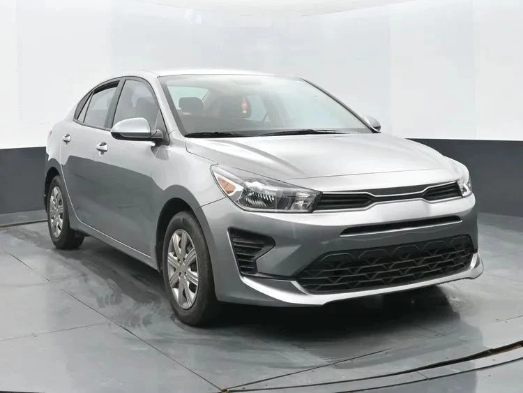 2023 Kia Rio - Image 2 of 12