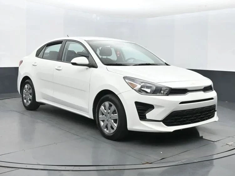 2023 Kia Rio - Image 2 of 12