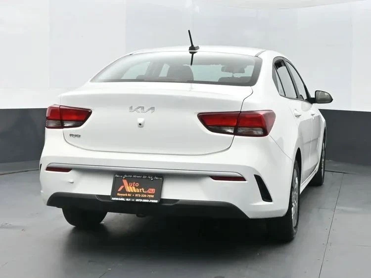 2023 Kia Rio - Image 8 of 12