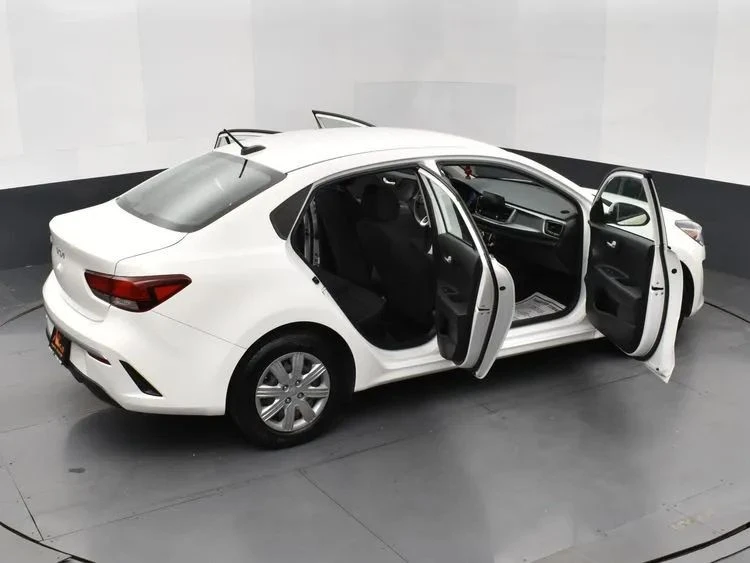 2023 Kia Rio - Image 6 of 12