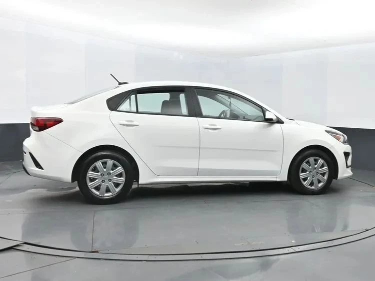 2023 Kia Rio - Image 4 of 12