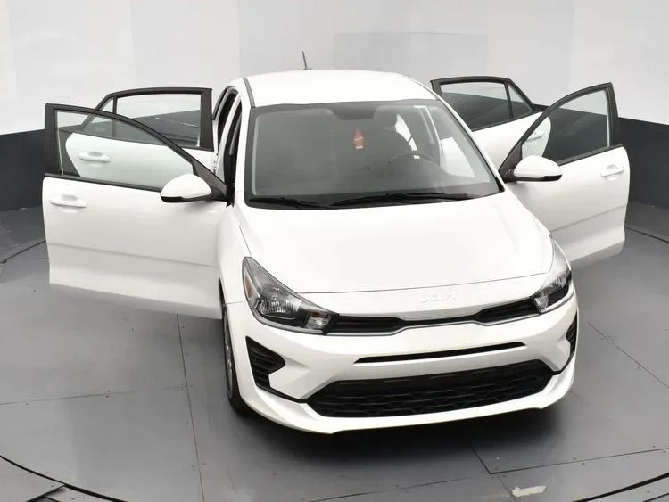 2023 Kia Rio - Image 10 of 12