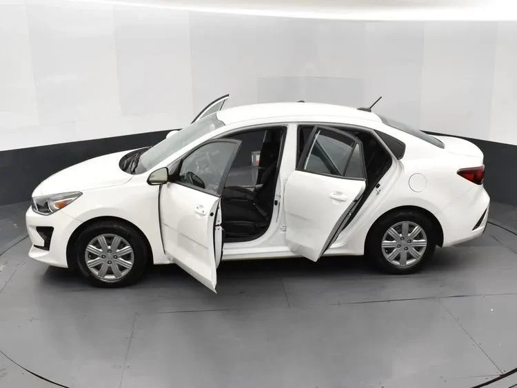 2023 Kia Rio - Image 7 of 12