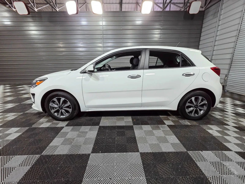 2023 Kia Rio - Image 8 of 12