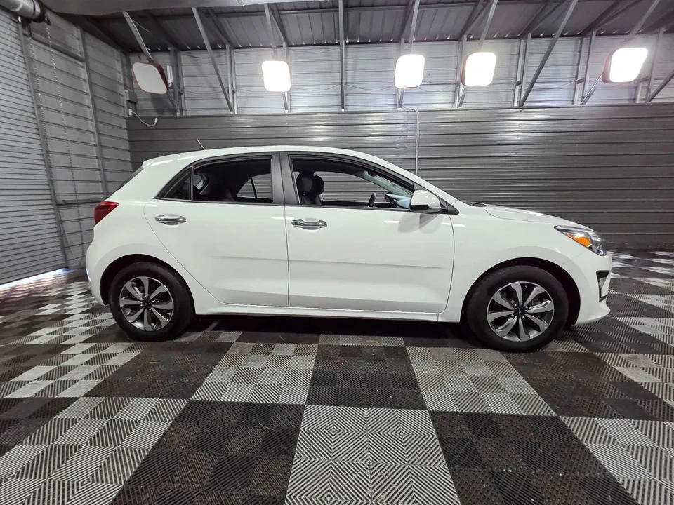2023 Kia Rio - Image 9 of 12