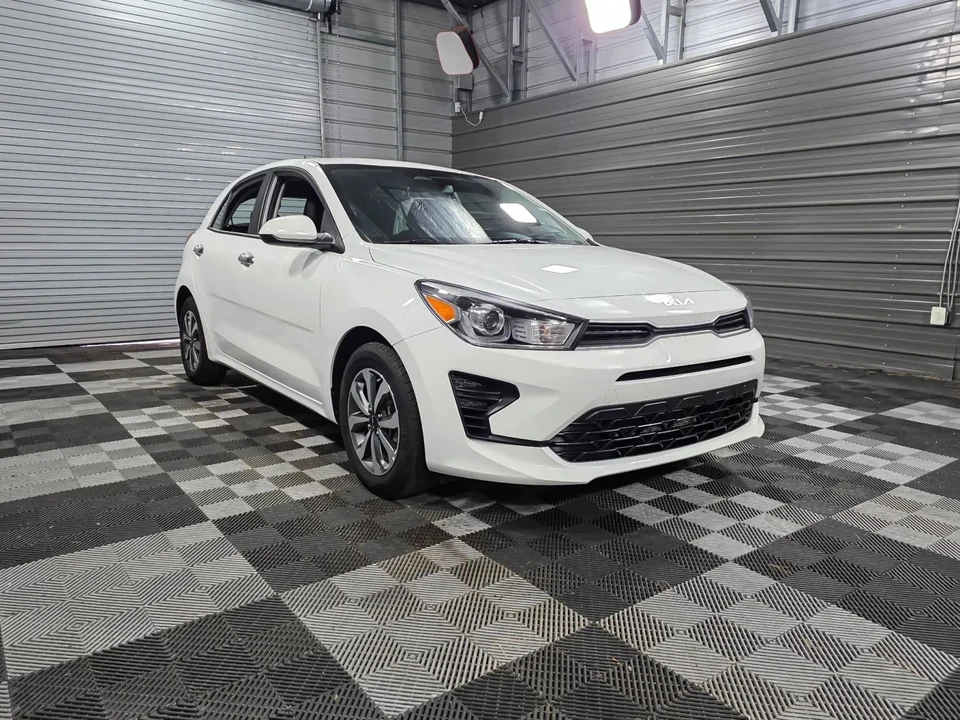 2023 Kia Rio - Image 4 of 12