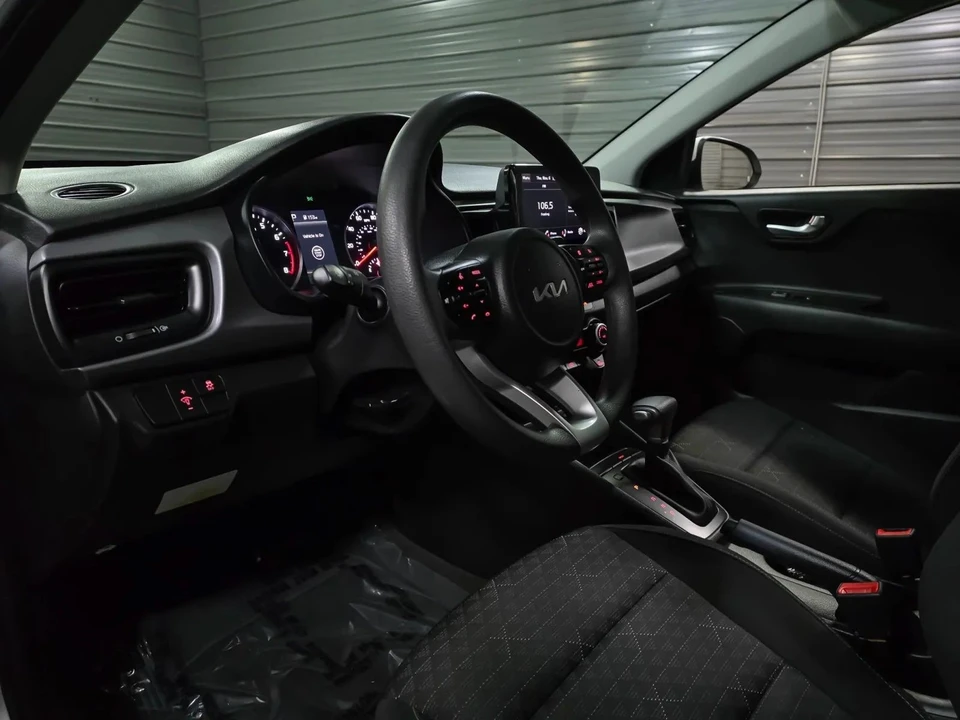 2023 Kia Rio - Image 10 of 12