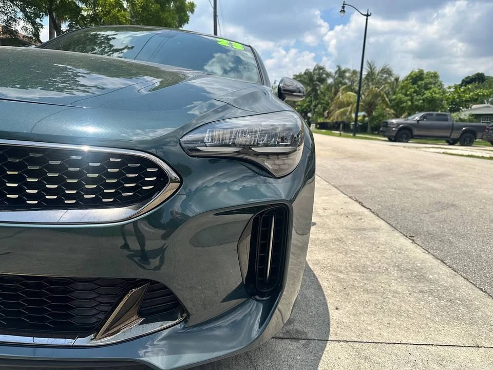 2023 Kia Stinger - Image 11 of 20