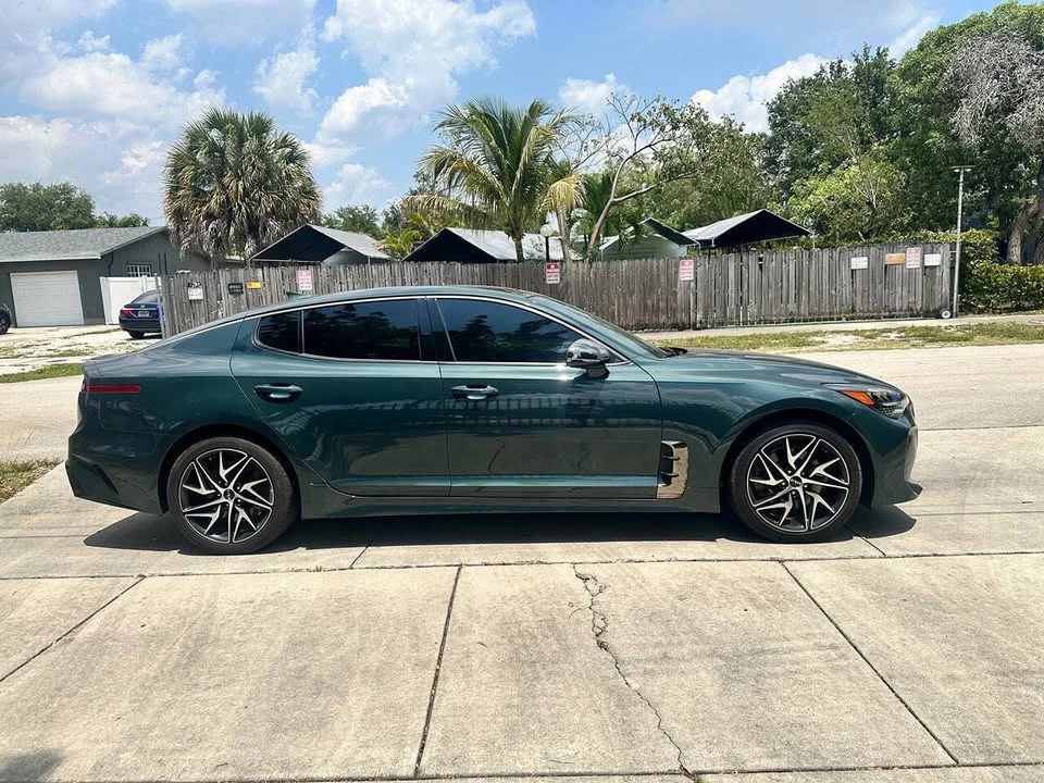 2023 Kia Stinger - Image 6 of 20