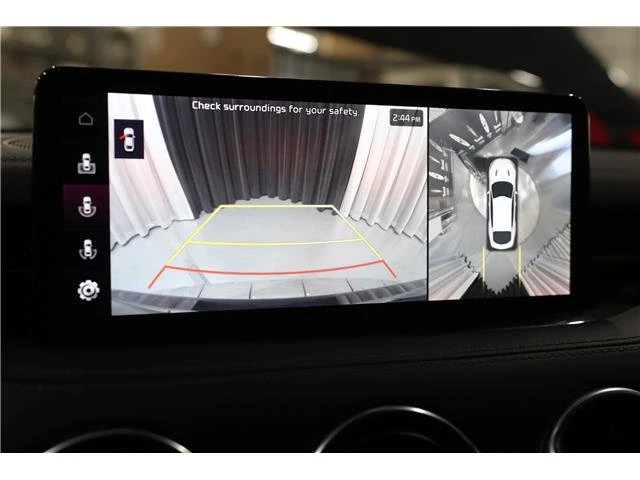 2023 Kia Stinger GT - Image 17 of 18